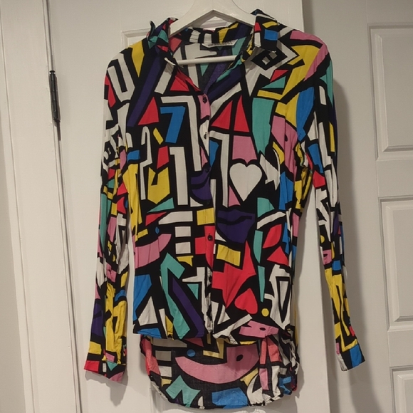 Big Dart Tops - Colorful Geometric Button Down Shirt